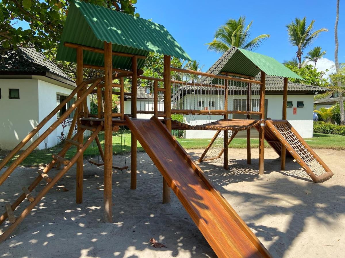 Bangalo Em Muro Alto No Beach Class Порту-де-Галиньяш Экстерьер фото